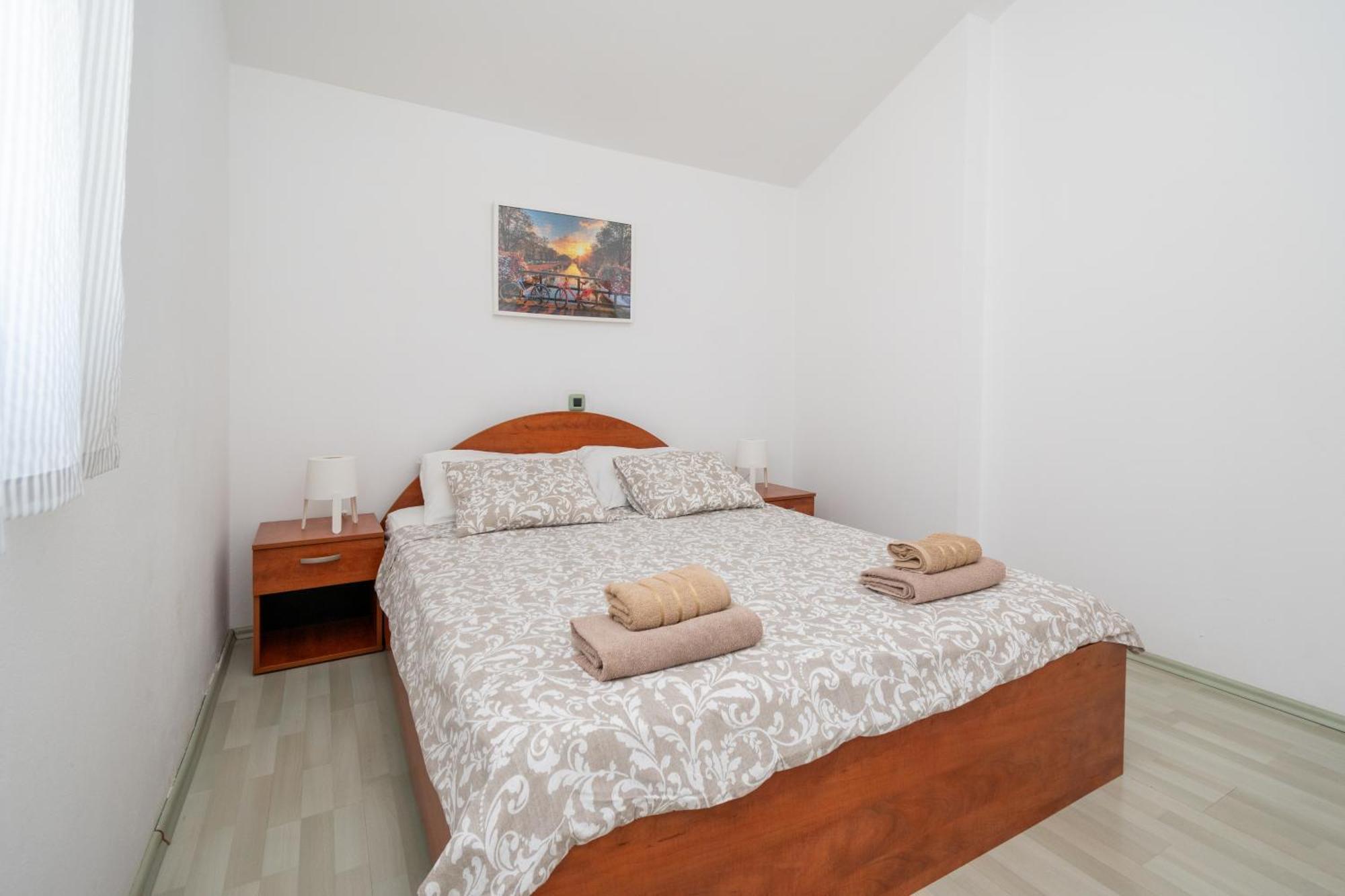 Apartments With A Parking Space Mandre, Pag - 16836 Phòng bức ảnh